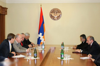 Բ. Սահակյան. Հակամարտության խաղաղ կարգավորումն այլընտրանք չունի